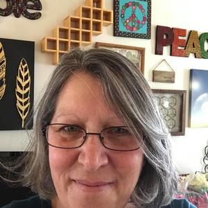 Meet your Posher, Tesia